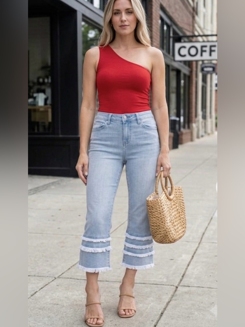 LIVERPOOL Los Angeles Hannah Crop Flare Jeans Size 14/32